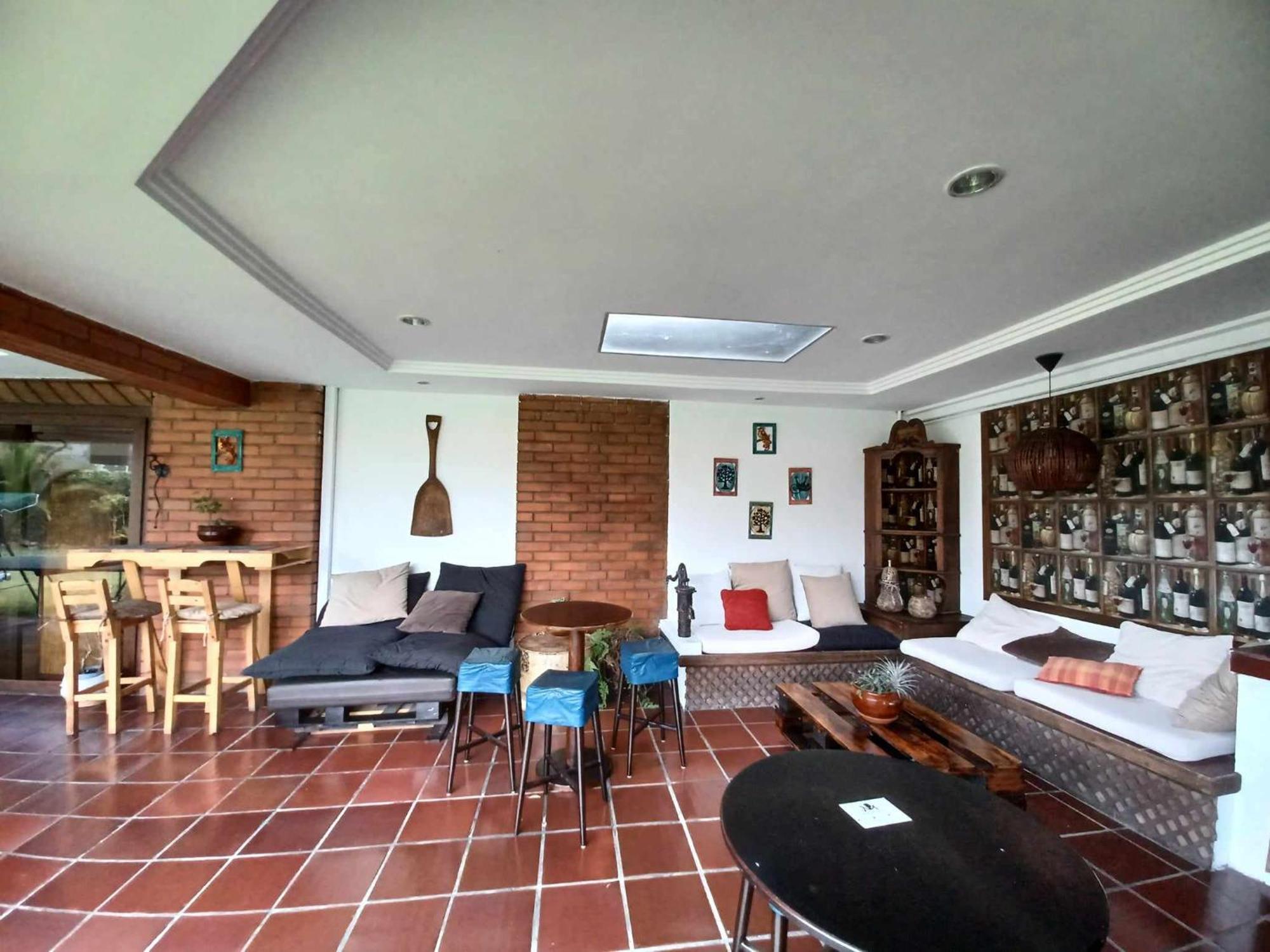 Hostel Mochiliers Bed And Breakfast Cuenca Esterno foto